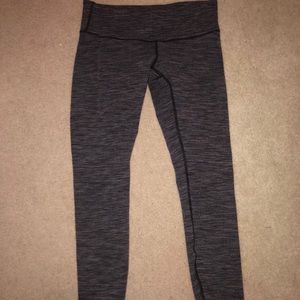 wunder under grey lululemon leggings